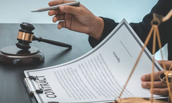 Derecho Comercial — regulación de negocios y transacciones empresariales en Colombia